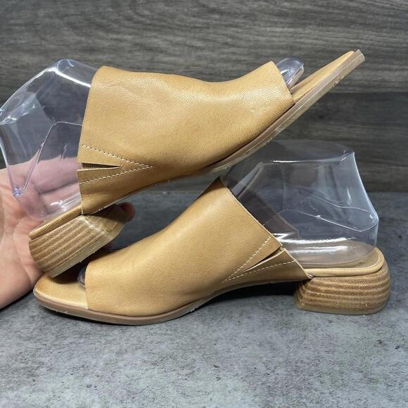 Antelope Sandals Womens Size 9 (40) Brown Tan Leather Toe Ring Wedge Slip On - Picture 7 of 10